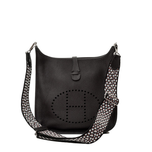 Evelyne 29 Taurillon Clemence / Sangle Zigzag Caban / Noir-Blanc Evelyne 29 Taurillon Clemence / Sangle Zigzag Caban / Noir-Blanc