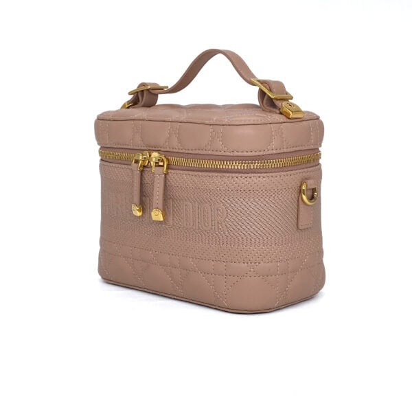 IMG_0585_jpg IMG_0585_jpg