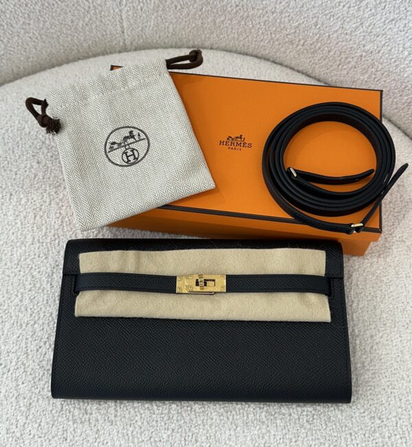 Kelly To Go wallet_1 Kelly To Go wallet_1