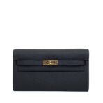 Kelly to go black epsom_1