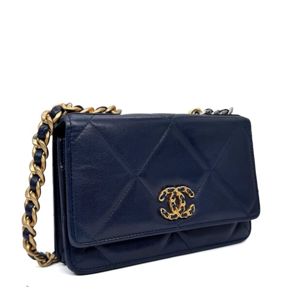 F3E071B9-F913-44DF-B8C9-E9CBCF17C7B0 F3E071B9-F913-44DF-B8C9-E9CBCF17C7B0