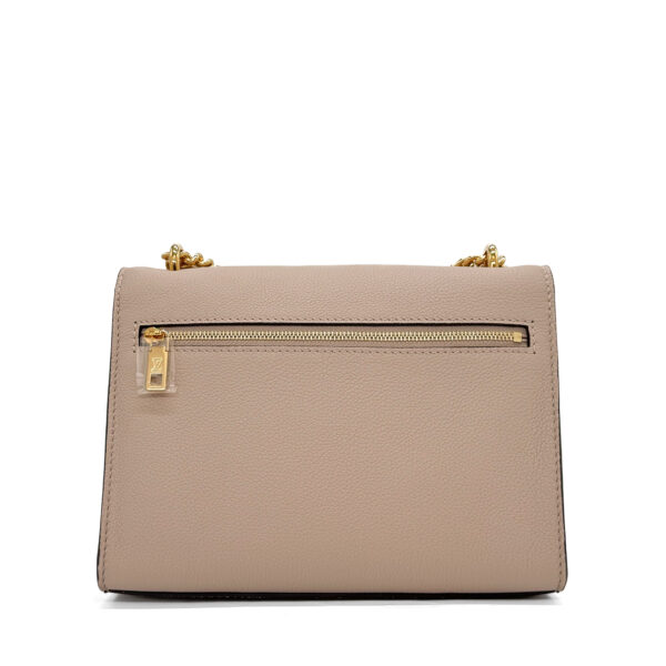 359B8C53-8B2E-472E-9458-4EC4F567E2CC 359B8C53-8B2E-472E-9458-4EC4F567E2CC