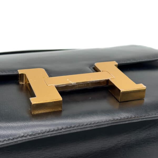 31F05BF5-5CC2-435E-A595-B2494603D533 31F05BF5-5CC2-435E-A595-B2494603D533