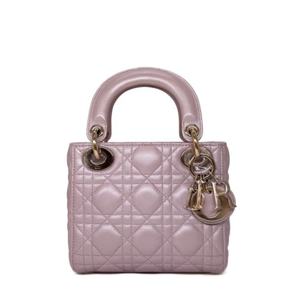 C34F5975-C25C-49B0-930F-788A49277B43