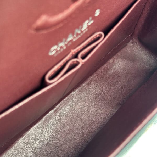 E81C8DC7-A07B-40D4-9CC9-115BF1E1AD1F E81C8DC7-A07B-40D4-9CC9-115BF1E1AD1F