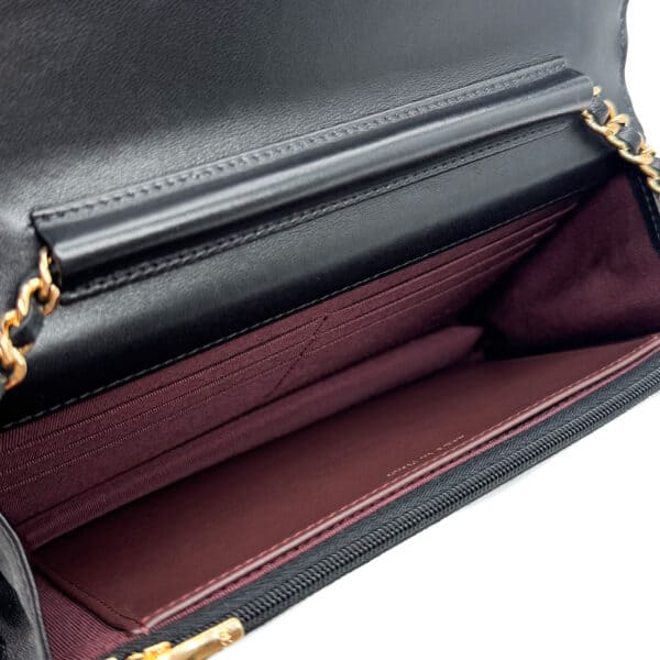 F9B63871-1188-42DE-8373-4BFC8CDE796B F9B63871-1188-42DE-8373-4BFC8CDE796B