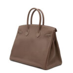 B742B8DD-F26D-4C41-BECA-4B922FDB3C8D