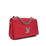 BDF887E5-17CF-483A-AC3B-BAEF3F7B570A