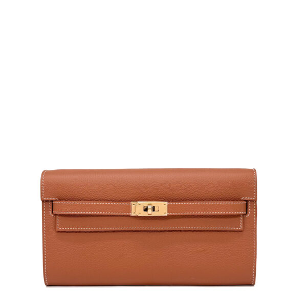 BB274F06-1488-477B-850C-5A38521D3951