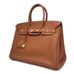 2A99A552-B7D7-46D9-8549-7E82A3DD2990