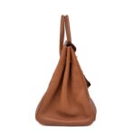 9C8BAA45-B8CD-4039-A67C-B5A6EDEEEB92