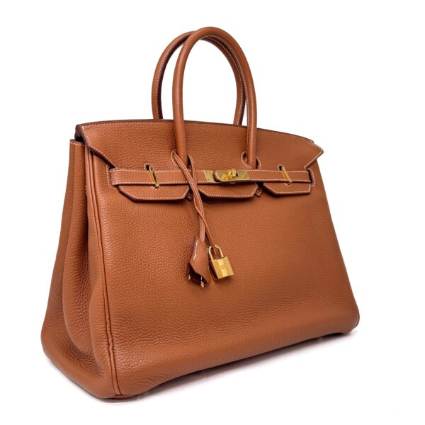 FD03FD40-2D84-4977-A78F-6DF623365F2C FD03FD40-2D84-4977-A78F-6DF623365F2C